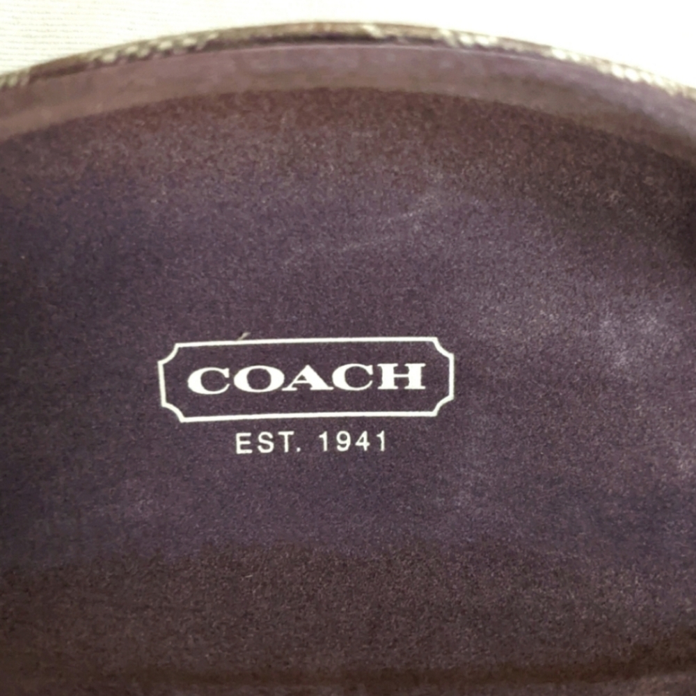 Coach sunglasses logo case - Picture 5 of 7